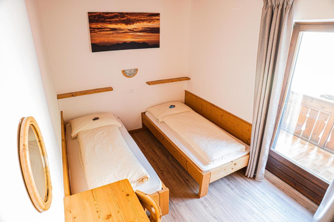 Ferienwohnungen Schweitzer Parcines Extérieur photo